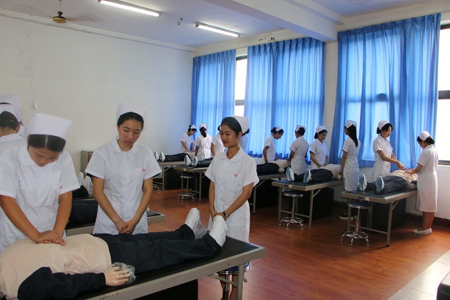 重庆知行卫生学校怎么样、好不好