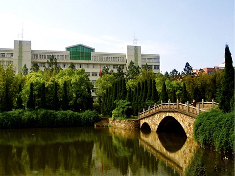 2020年吉安市卫生学校学费多少