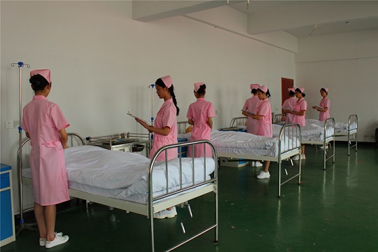 鹰潭卫生学校护理专业介绍