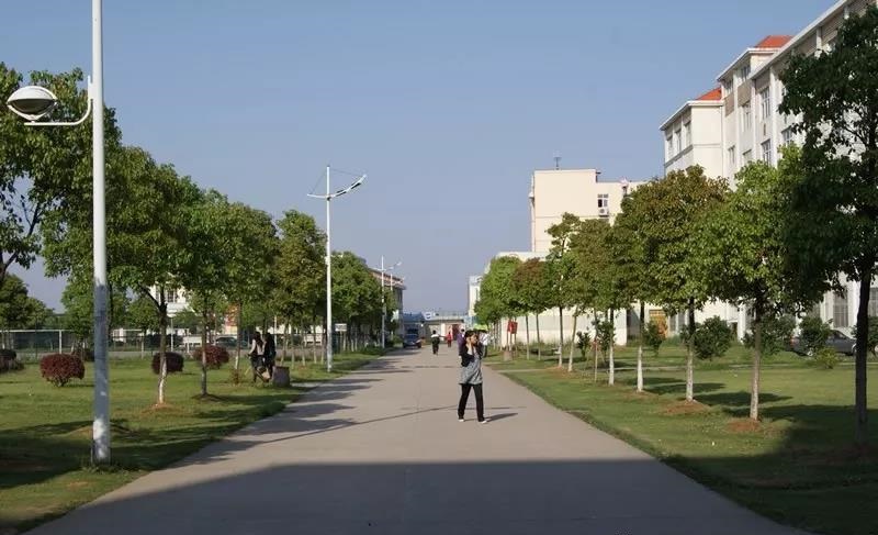 南昌理工技工学校招生政策、南昌理工技工学校2020年助学政策