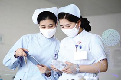在重庆怎么样选择一所好的卫生学校