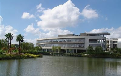上海中医药大学在哪里、学校地址