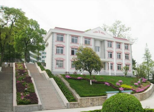 恩施土家族苗族自治州卫生学校2020年有哪些专业