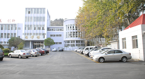 江西2020年中专学卫校有前途吗