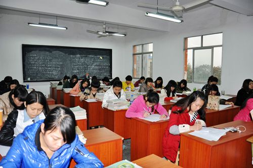 2020年重庆公共卫校地址、学校在哪里