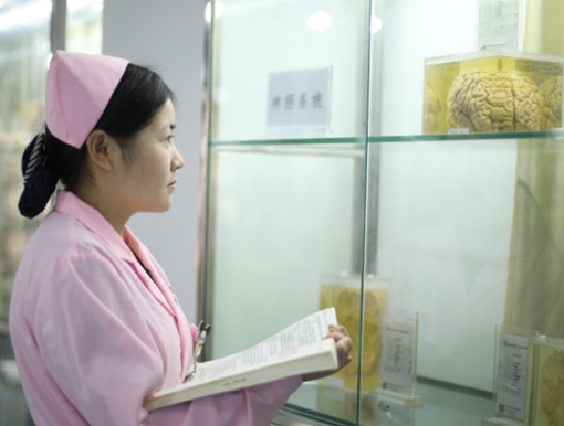 2020年重庆南丁卫校配套设施怎么样？