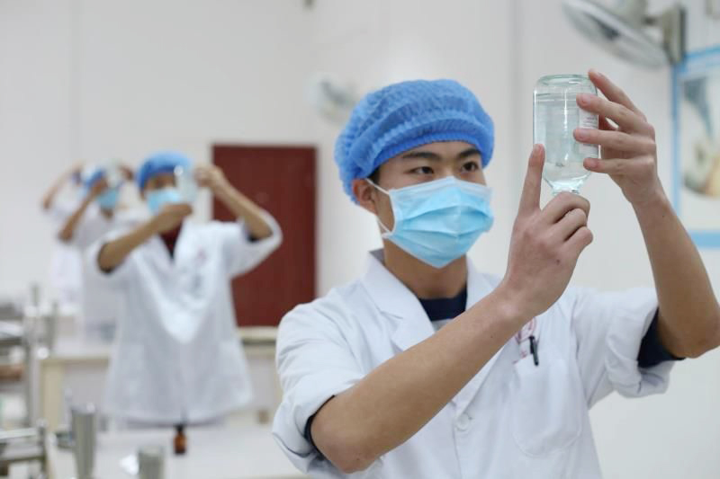 2020重庆卫校开设的专业发展好吗