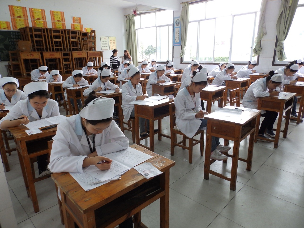 重庆光华女子学校护理专业招生
