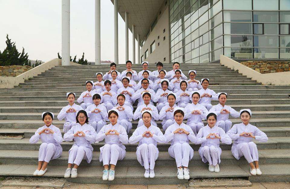 重庆2020年卫校好点的大专学校