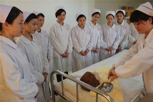 重庆知行卫校就业怎么样呢