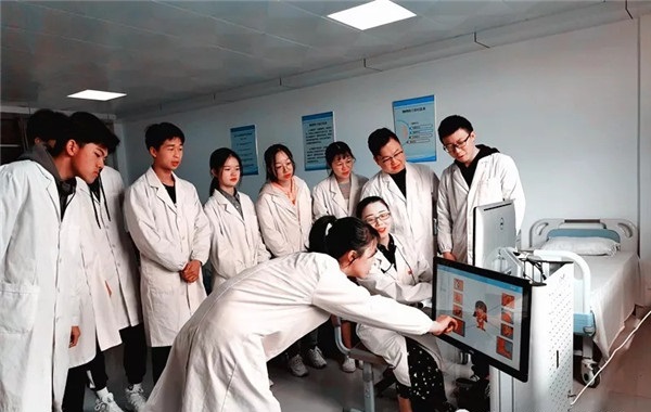 江西萍乡市卫校大专录取分数线是多少