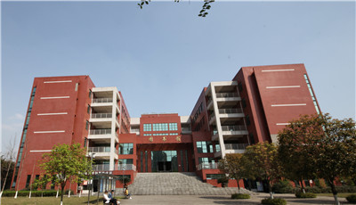 重庆电讯职业学院校园环境好吗